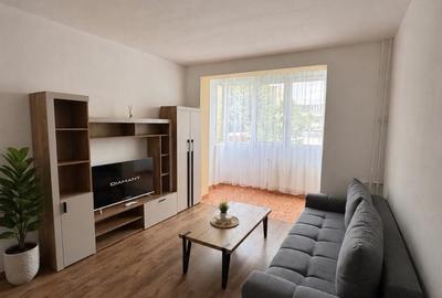 Apartament cu 2 camere semidecomandat în Decebal