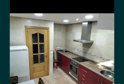 Vand apartament 2 camere decomandat, mobilat ?i utilat, 53 metri patra?i + boxa la demisol. - 3