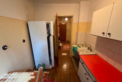 Apartartament 3 camere semidecomandat etaj 2/4 vedere Piața Miniș - 6