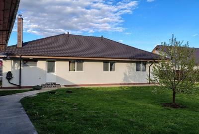 Casă cu 4 camere în Zănești - 6