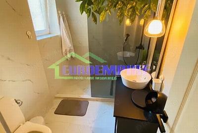 Apartament cu 4 camere decomandat în Cazino
