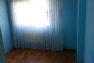 Apartament cu 3 camere decomandat în Siderurgiștilor - 3