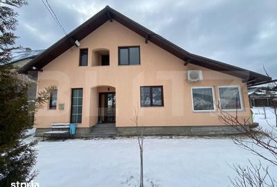 Casă cu 3 camere cu Teren 914 Mp în Obcini - 9