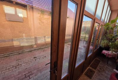 Vand Casa singur in curte 4 camere in Harman aproape de Mega Image - 3