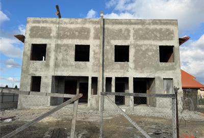 Casă cu 4 camere cu Teren 250 Mp în Vânători - 3