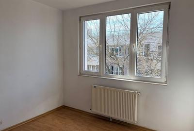 Apartament cu 3 camere decomandat în Militari - 11