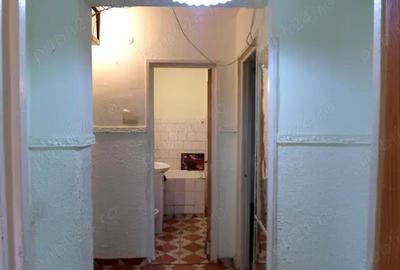 Apartament 3 camere decomandat de vanzare in Ploiesti, zona Cina - 8