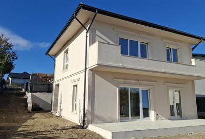 Intabulata!Casa Valea Lupului,4 camere,Dressing,Teren 722 mp,0% Comision - 2