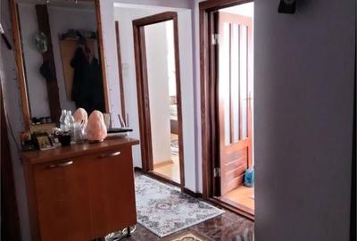 Apartament cu 3 camere decomandat în Mioriței - 8