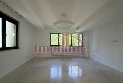 Casă cu 8 camere cu Teren 170 Mp în Dorobanți - 3