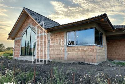 Casă cu 5 camere cu Teren 3566 Mp în Calea Voinicenilor - 2