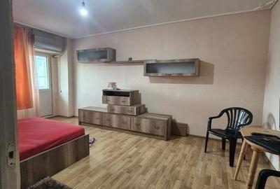 Garsoniera decomandata Vitan / Mall Vitan - 1