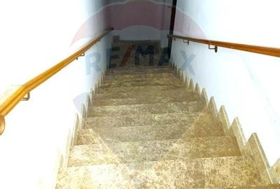 Casa 15 camere de vanzare zona Universitate + spatiu comercial parter - 11