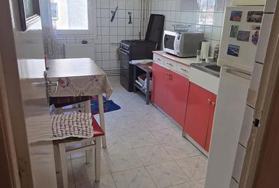 Apartament cu 3 camere decomandat în Central - 2