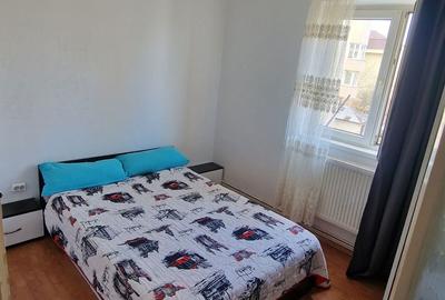 Apartament cu 2 camere semidecomandat în Central - 1