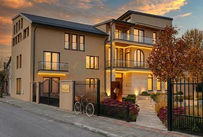 Casă individuală cu 6 camere cu Canalizare în Central - 1