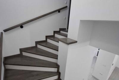 Casă cu 4 camere în Central - 6
