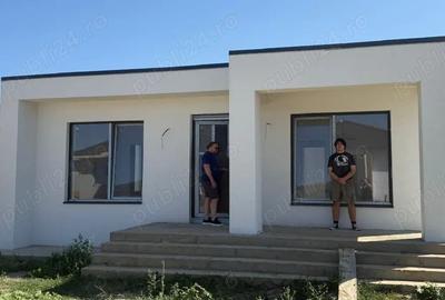 Casa cu trei dormitoare in Sintandrei - 2