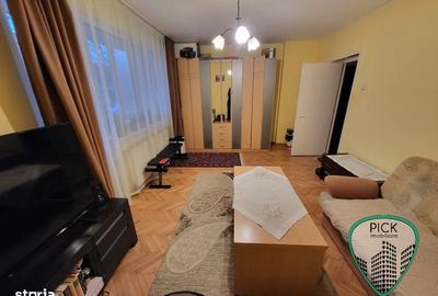Apartament cu 2 camere decomandat în Semicentral