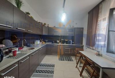 Casă cu 6 camere cu Teren 600 Mp în Miroslava
