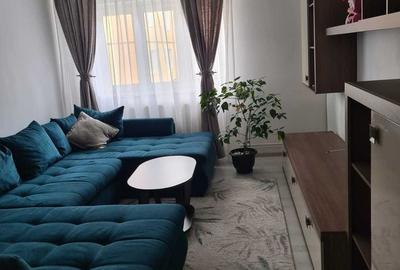 Apartament cu 3 camere decomandat în Terezian - 1