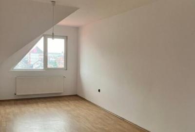 Apartament 2 camere, 67 mp, zona Radauti - 4
