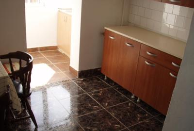 Proprietar ofer spre  inchiriere apartament 2 camere . - 3