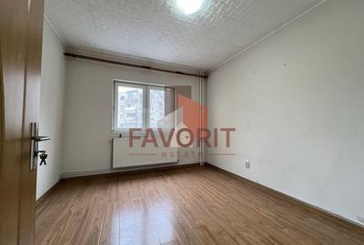 EXCLUSIVITATE | Apartament 3 camere - 2 bai | Zona Sagului - 3