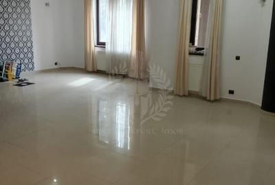 CLINICA MEDICALA// AFTER SCHOOL// CENTRAL - 12