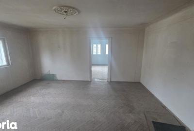 Apartament cu 3 camere în Copou - 2