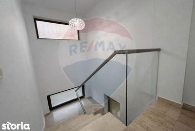 Casă cu 6 camere cu Teren 300 Mp în Nord - 3