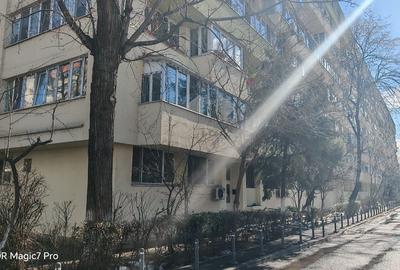 Apartament cu 2 camere semidecomandat, mobilat în Barbu Văcărescu - 1