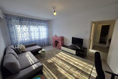 Apartament cu 3 camere decomandat, mobilat în Drumul Taberei - 4