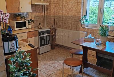 Apartament cu 3 camere decomandat, mobilat în 13 Septembrie