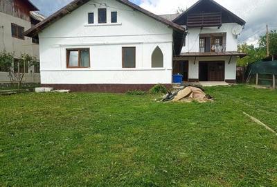 Casa de vanzare oferta doua la pre? de una - 1