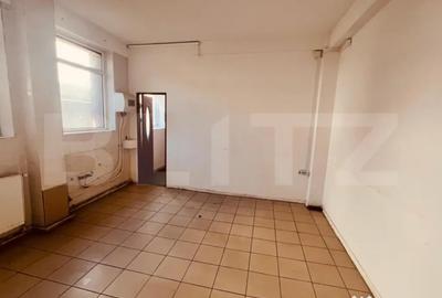 Spațiu comercial, de 120 mp, în 1 Mai - 3