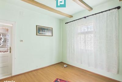 Casă cu 5 camere cu Teren 1629 Mp în Târnova - 7