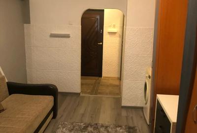 Garsoniera de vanzare viaduct - 2