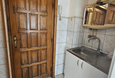 Garsonieră decomandată în Buziașului - 5