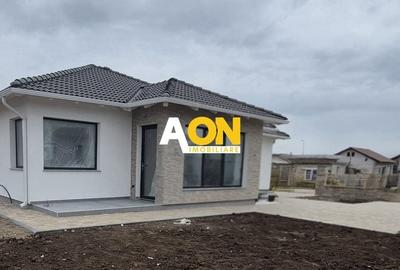 Casă individuală cu 4 camere cu Canalizare în Micești - 2