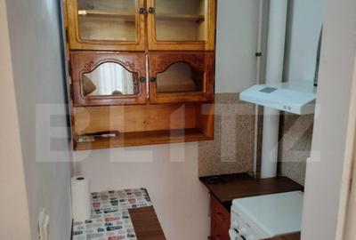 Apartament cu 2 camere, de inchiriat - etaj 1, zona centra Apartament cu 2 camere, de inchiriat - etaj 1, zona centra - 7