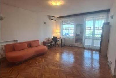 Garsonieră decomandată în Ferdinand