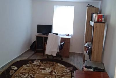 Vand casa in orasul Deta strada Mihai Viteazu renovata pret bun - 2