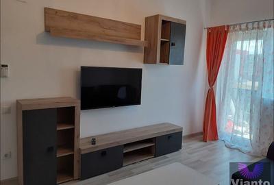 Apartament cu 2 camere decomandat, mobilat în Sud - 2