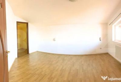 Casă cu 7 camere cu Teren 445 Mp în Central - 6