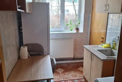 Apartament cu 2 camere nedecomandat în Tractorul - 3