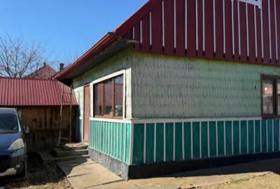 Casă cu 2 camere în Horodnic - 1