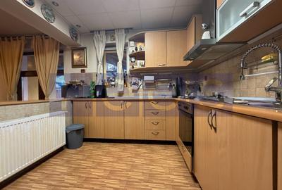 Casă individuală cu 4 camere cu Canalizare în Central - 6