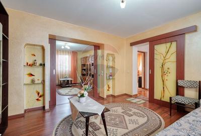 Duplex cu 6 camere cu Teren 416.36999511719 Mp în Bartolomeu - 3