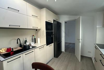 Apartament cu 4 camere decomandat în 1 Mai - 12